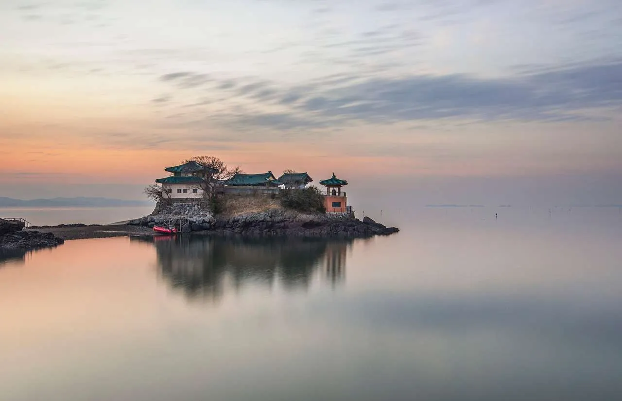 Repair of Roofing: Expert Guide to Fixing Leaks